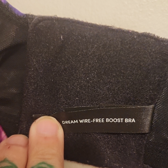 🔥Torrid Dream Wire Free Boost Rainbow Floral Black Bra - Picture 3 of 6